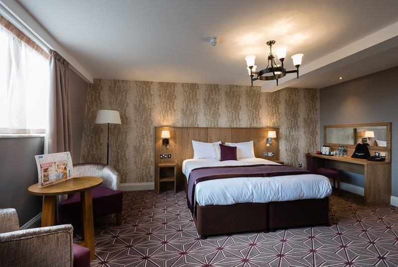 Pilgrims Progress Wetherspoon Бедфорд Экстерьер фото